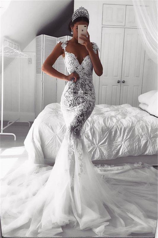 Elegant Lace Appliques Mermaid Wedding Dress with Cap Sleeves and Zipper Button Back