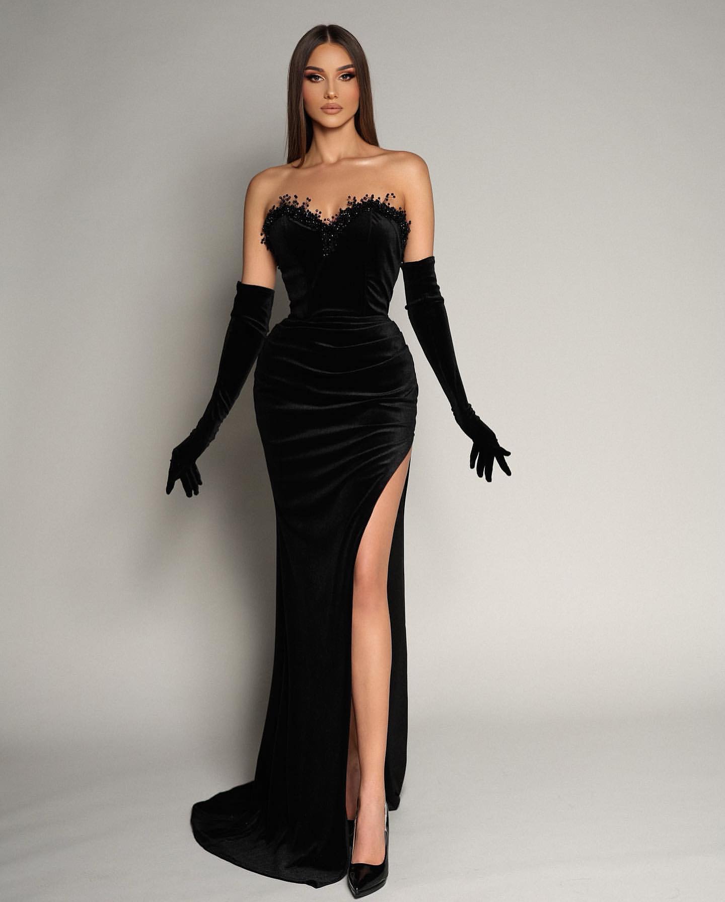 Mermaid Sweetheart Black Beaded Evening Dress with Gloves