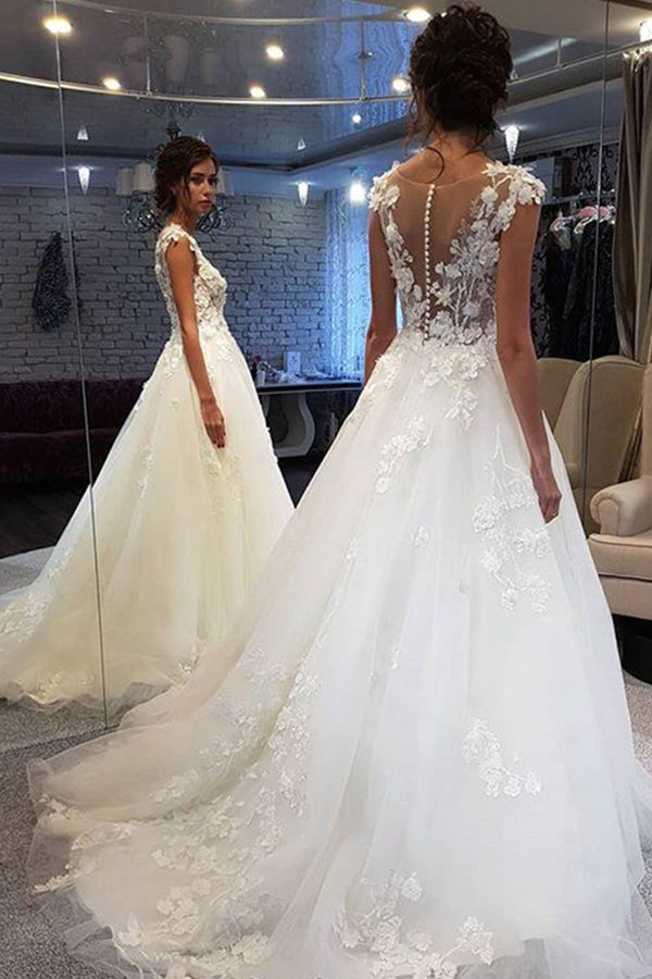 Elegant White Lace Long Wedding Dress with Appliques