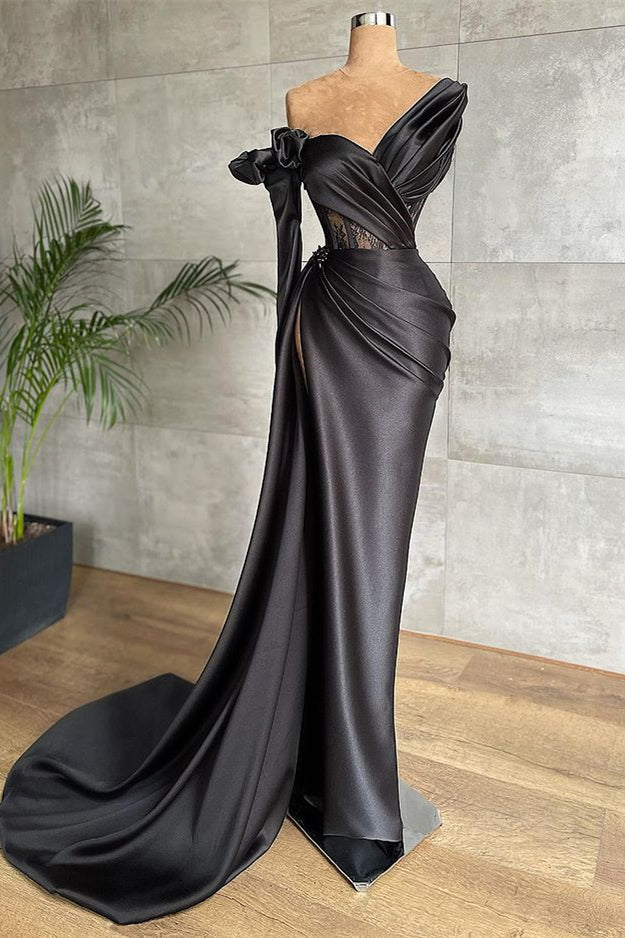 Black Long Sleeved Prom Dress - Elegant & Stylish