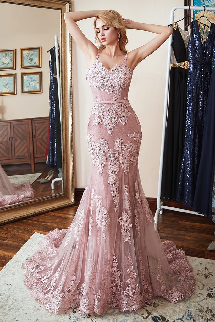 Elegant Spaghetti-Straps Mermaid Prom Dress With Appliques