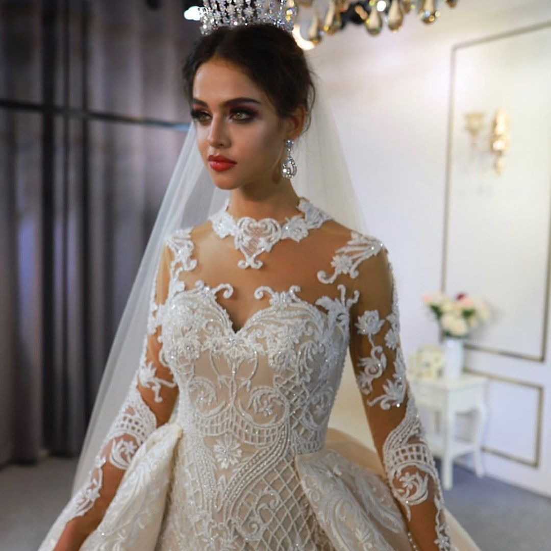 Gorgeous A-Line Sweetheart Wedding Dress with Appliques Lace