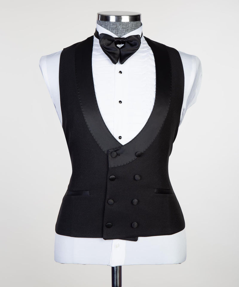 Black Three Pieces Suits With Satin Peaked Lapel - Edmund Hot Sale