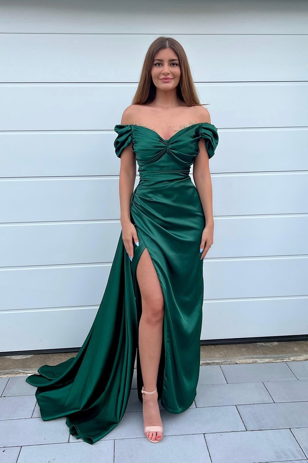 Mermaid Off-The-Shoulder Beadings Prom Dress with Front Split Sweetheart Dark Green