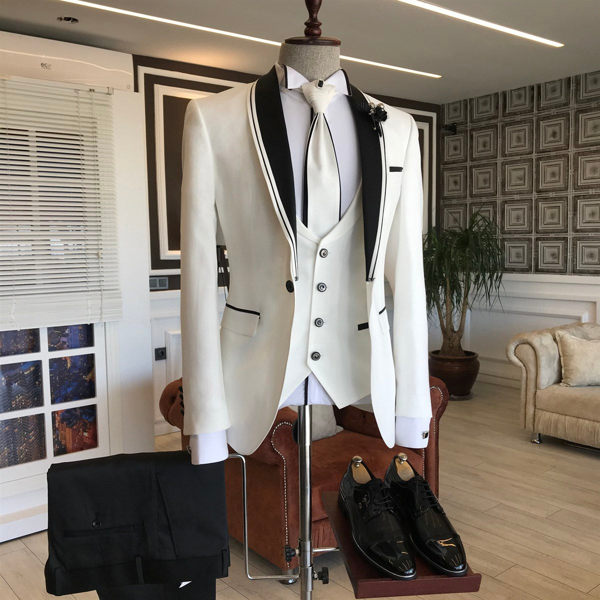 White Easy Fit Bespoke Wedding Suit with Black Shawl Lapel for Men - London