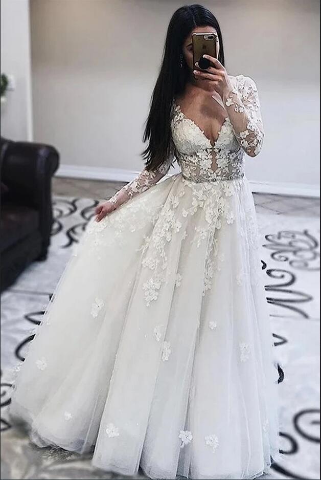 Vintage A-Line Wedding Dress With Appliques Lace and Tulle