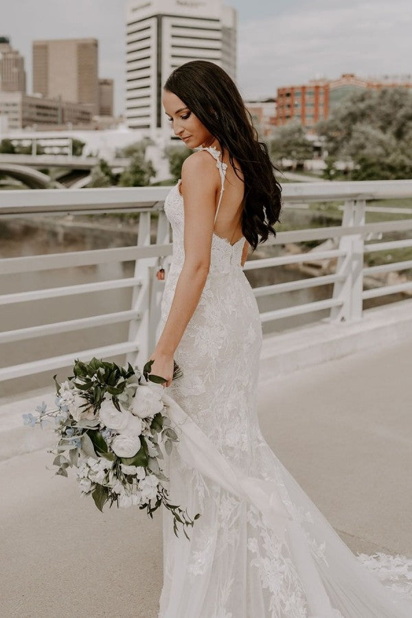 Elegant V-Neck Long Mermaid Wedding Dress With Lace